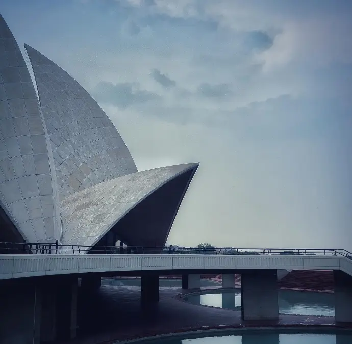 Lotus Temple, Delhi – a symbol of peace and modern architecture captured beautifully in this photograph.